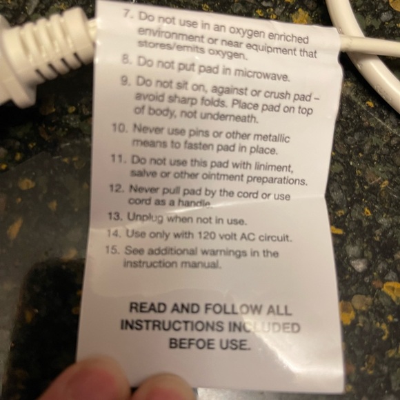 Neck and shoulder heating pad. Pretty blue. No brand name on it. - Picture 4 of 5